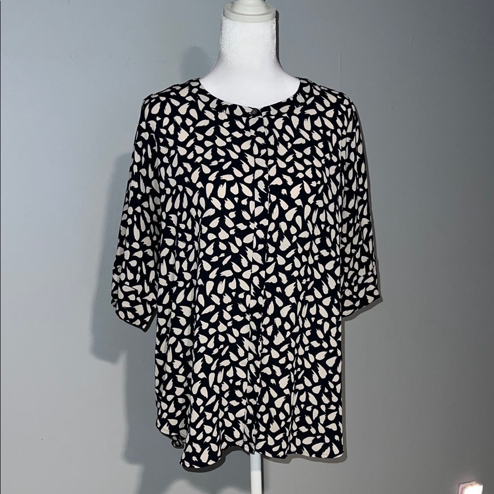 Women's Dark blue and Off White Patterned Top